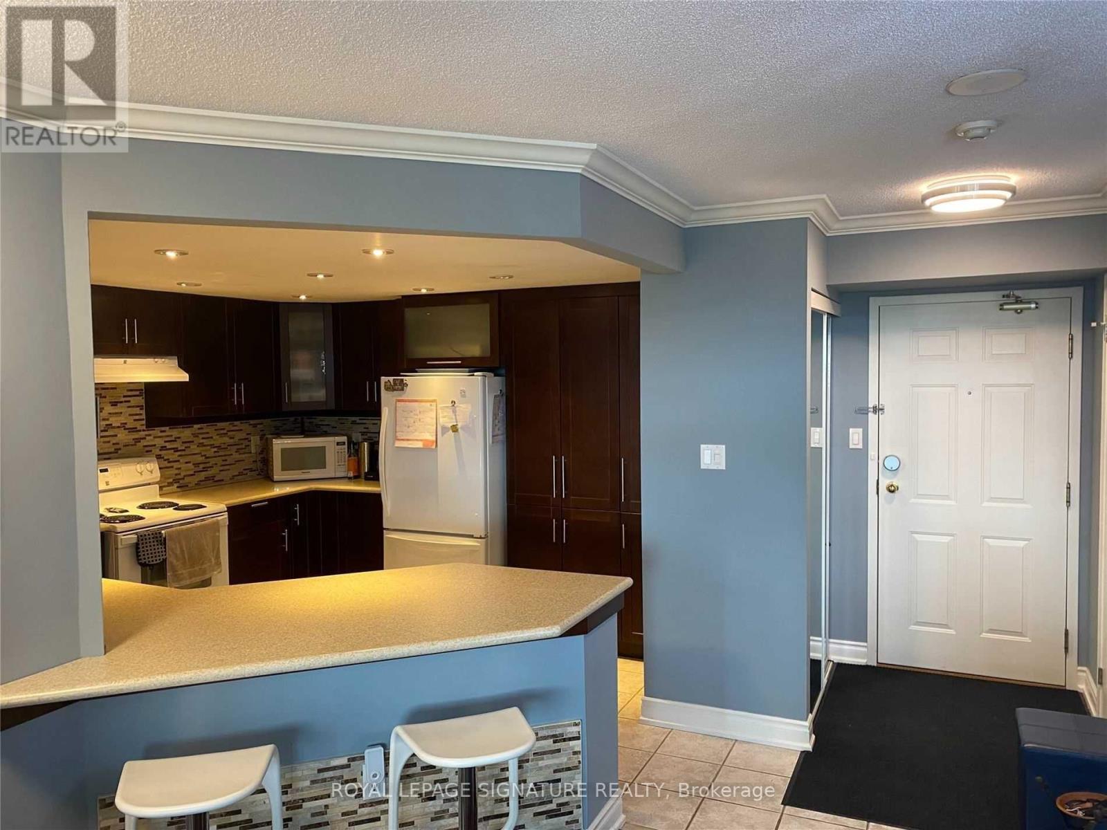 908 - 20 Mcfarlane Drive, Halton Hills, Ontario  L7G 5J8 - Photo 3 - W13025136