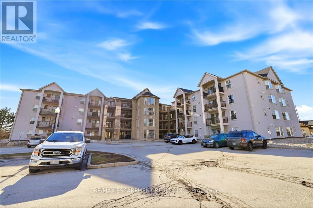 308 - 1411 Walkers Line, Burlington, Ontario  L7M 4P5 - Photo 2 - W13025152