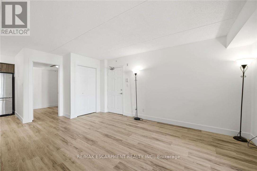 308 - 1411 Walkers Line, Burlington, Ontario  L7M 4P5 - Photo 8 - W13025152