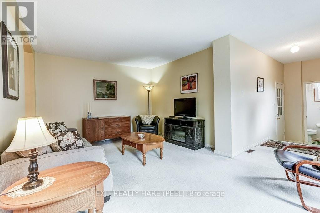 86 Lent Crescent, Brampton (Fletcher's West), Ontario  L6Y 4X7 - Photo 12 - W13025162