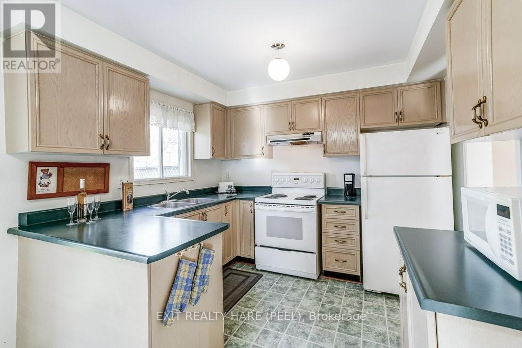 86 Lent Crescent, Brampton (Fletcher's West), Ontario  L6Y 4X7 - Photo 21 - W13025162