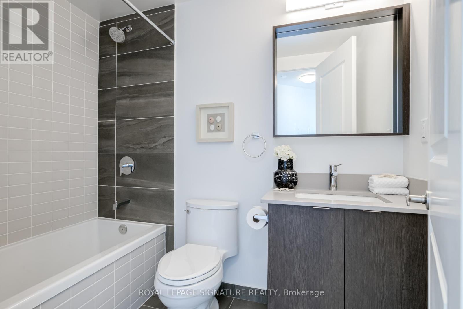 405b - 4655 Metcalfe Avenue, Mississauga (Central Erin Mills), Ontario  L5M 0Z7 - Photo 6 - W13025168