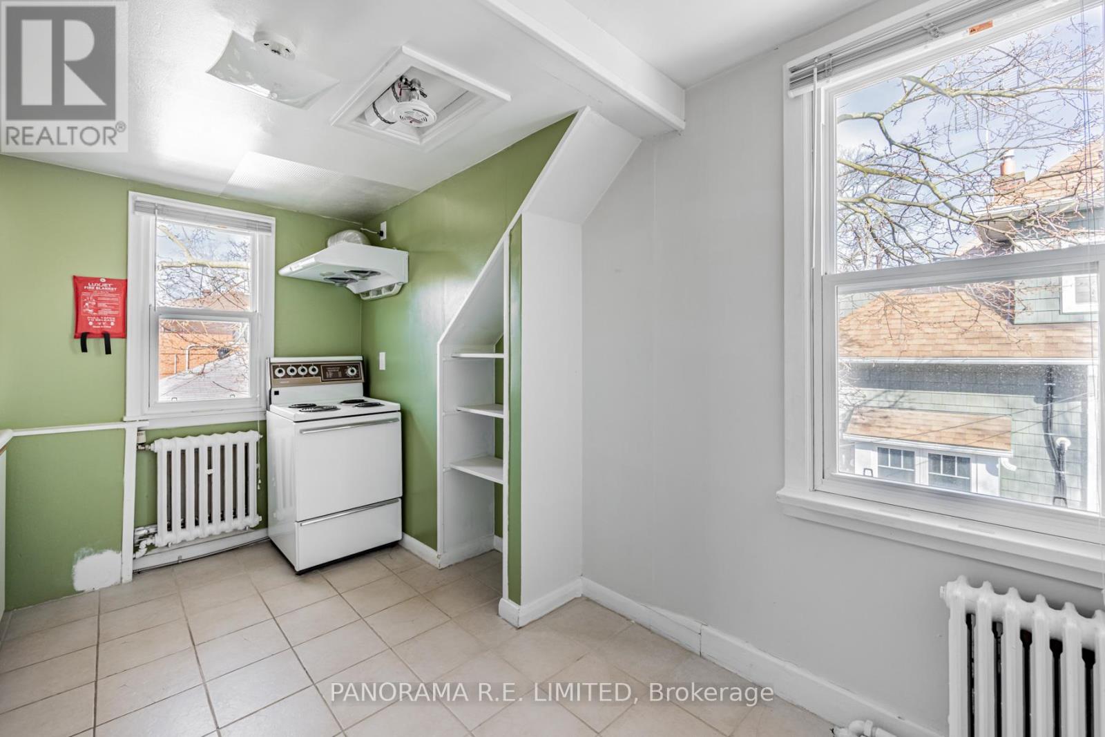 4 - 8 Thirty Third Street, Toronto, Ontario  M8W 3G8 - Photo 8 - W13025198