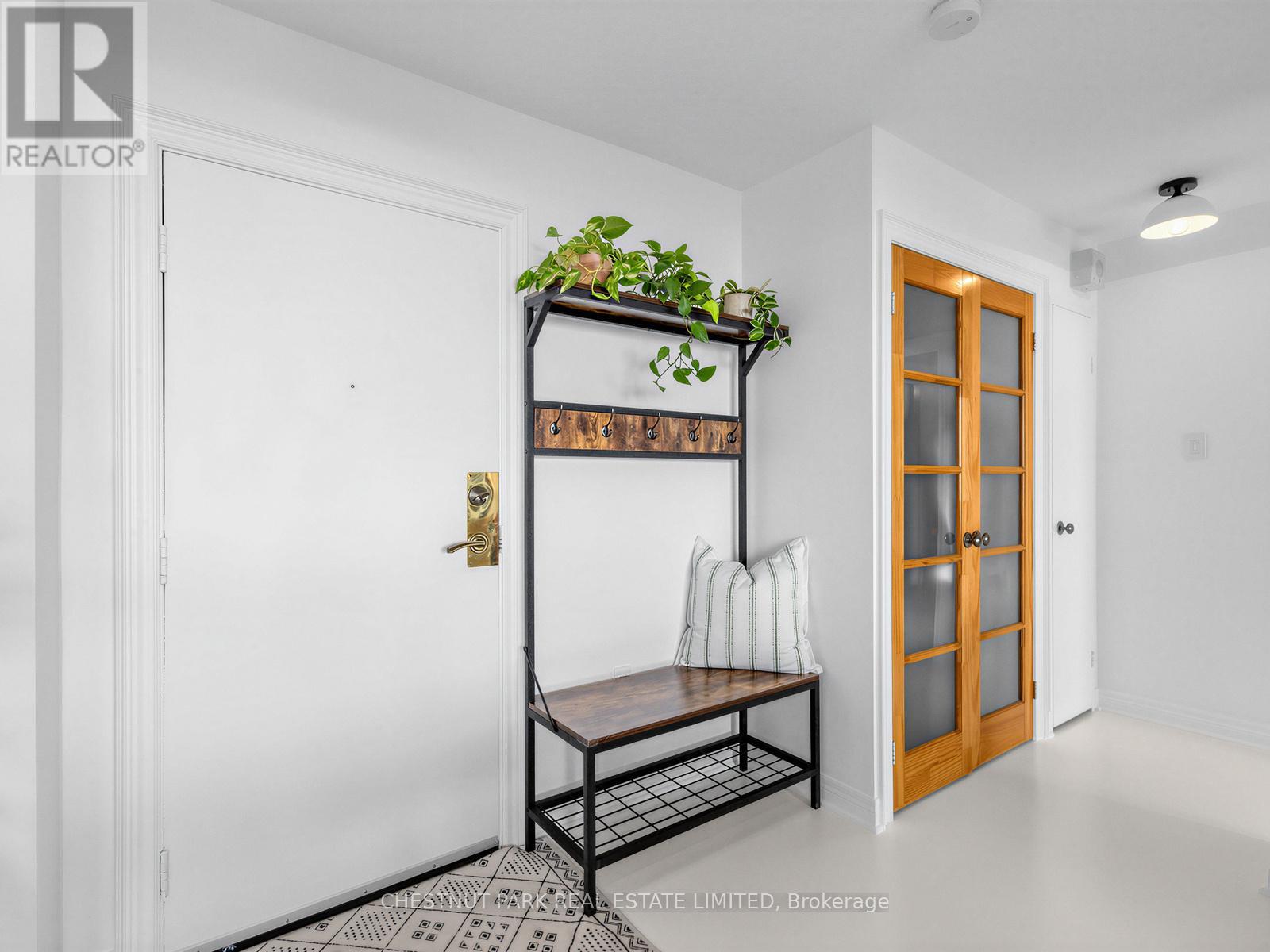 1210 - 541 Blackthorn Avenue, Toronto, Ontario  M6M 5A6 - Photo 42 - W13025222