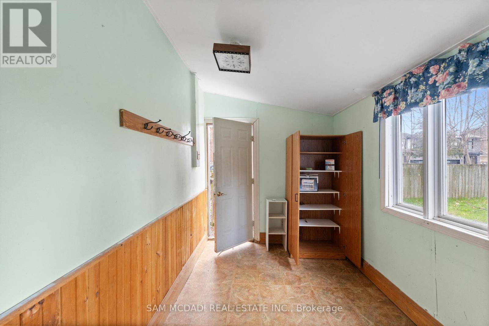 1062 West Avenue, Mississauga, Ontario  L5E 1W2 - Photo 12 - W13025302