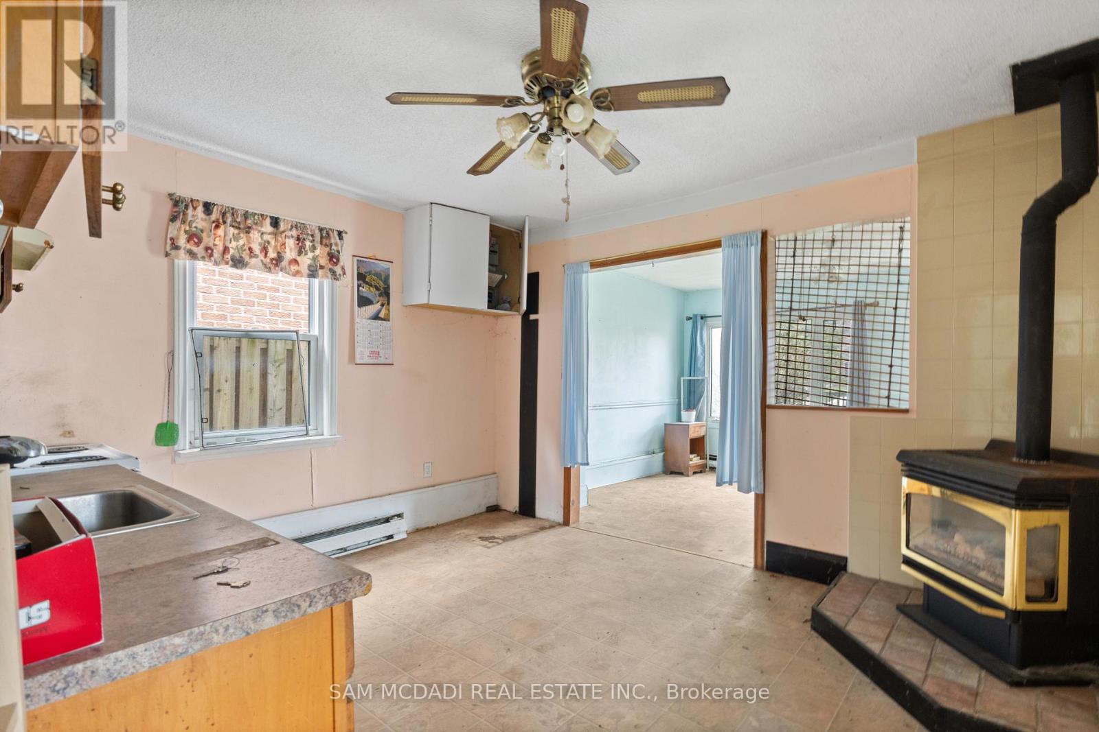 1062 West Avenue, Mississauga, Ontario  L5E 1W2 - Photo 9 - W13025302