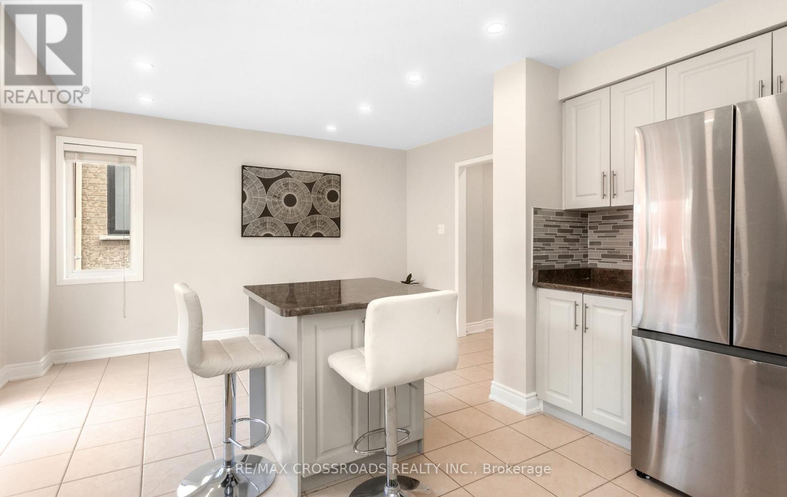 21 Cedarvalley Boulevard, Brampton, Ontario  L7A 1N7 - Photo 12 - W13025318