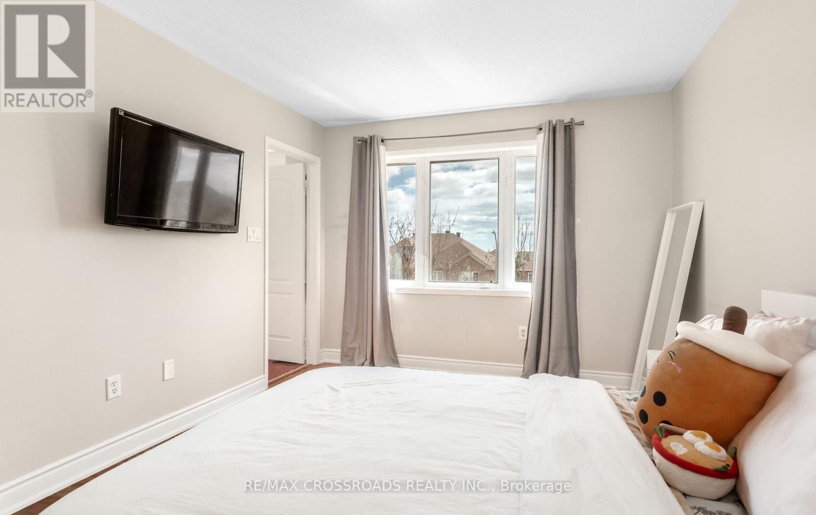 21 Cedarvalley Boulevard, Brampton, Ontario  L7A 1N7 - Photo 21 - W13025318