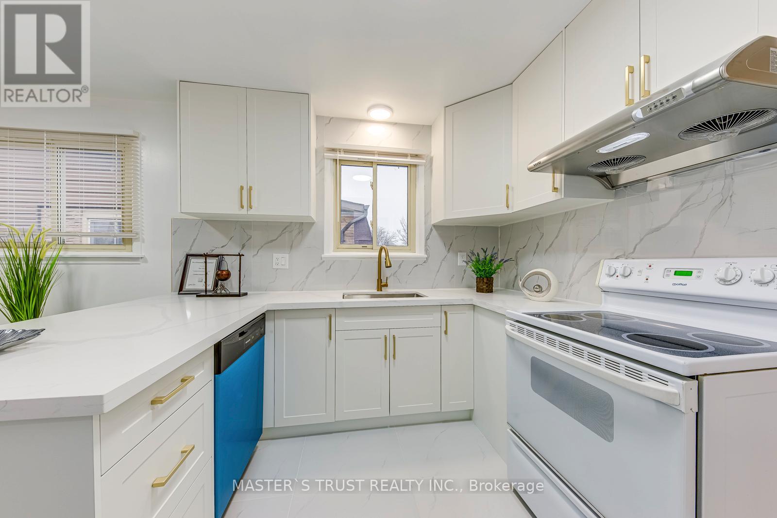 6411 Chaumont Crescent, Mississauga, Ontario  L5N 2M7 - Photo 12 - W13025320