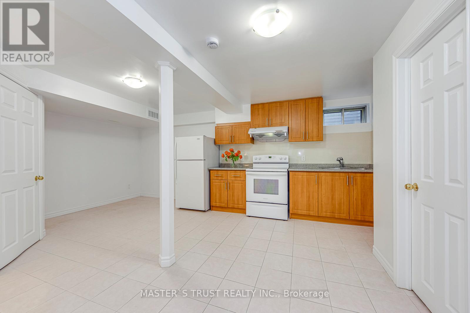 6411 Chaumont Crescent, Mississauga, Ontario  L5N 2M7 - Photo 35 - W13025320