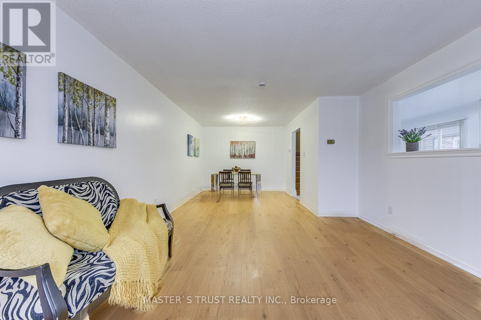 6411 Chaumont Crescent, Mississauga, Ontario  L5N 2M7 - Photo 7 - W13025320