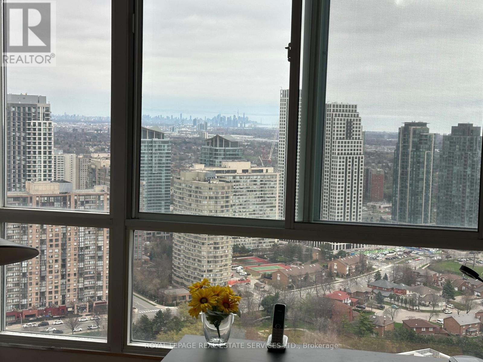 3302 - 220 Burnhamthorpe Road W, Mississauga, Ontario  L5B 4N4 - Photo 16 - W13025324