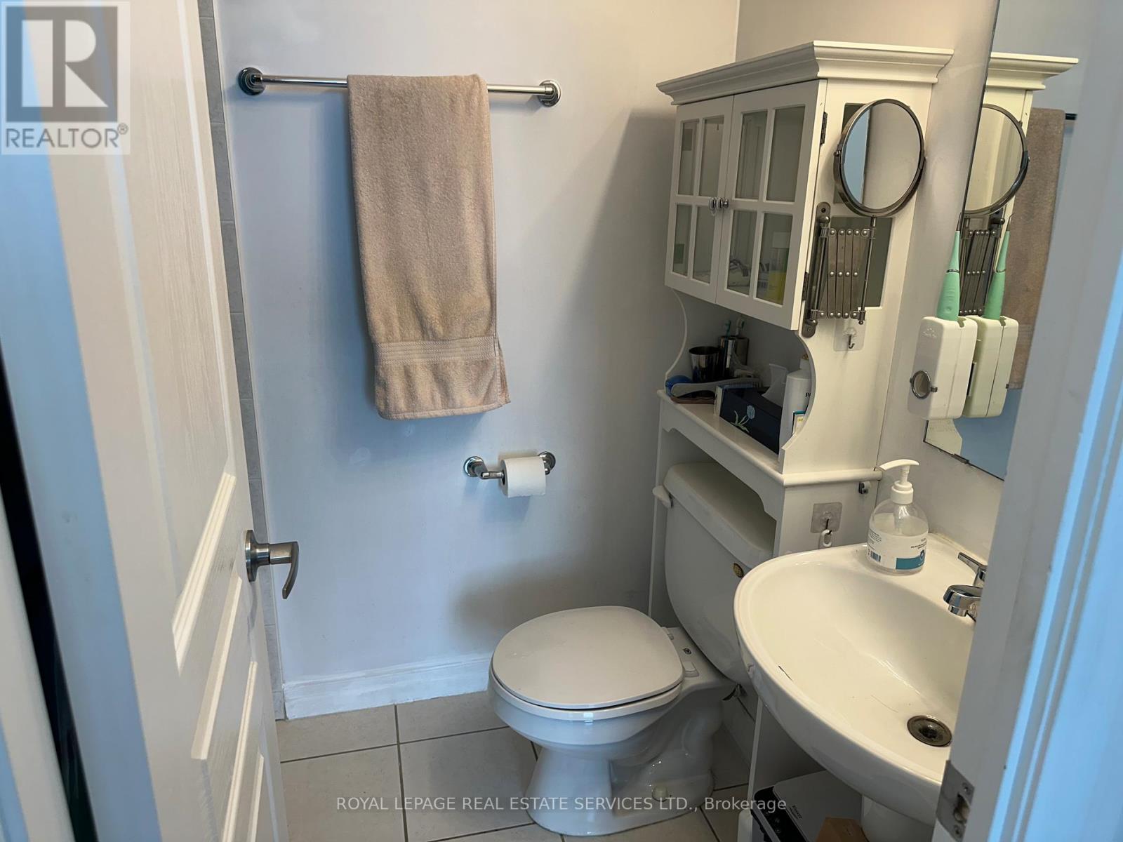 3302 - 220 Burnhamthorpe Road W, Mississauga, Ontario  L5B 4N4 - Photo 18 - W13025324