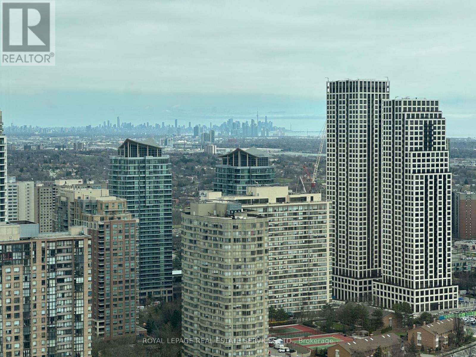 3302 - 220 Burnhamthorpe Road W, Mississauga, Ontario  L5B 4N4 - Photo 2 - W13025324