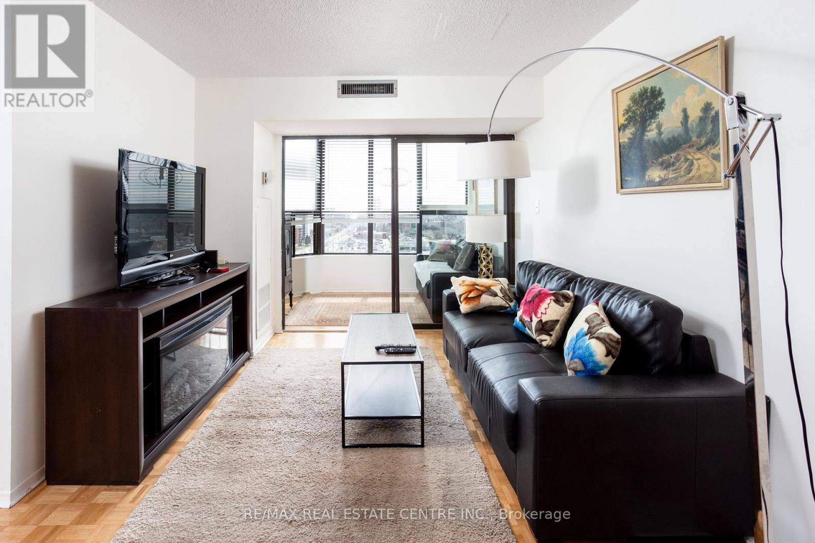 Ph06 - 25 Agnes Street, Mississauga, Ontario  L5B 3X7 - Photo 13 - W13025332