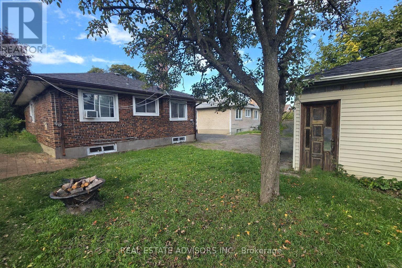 65 Moncrieff Drive, Toronto, Ontario  M9W 2R3 - Photo 9 - W13025342