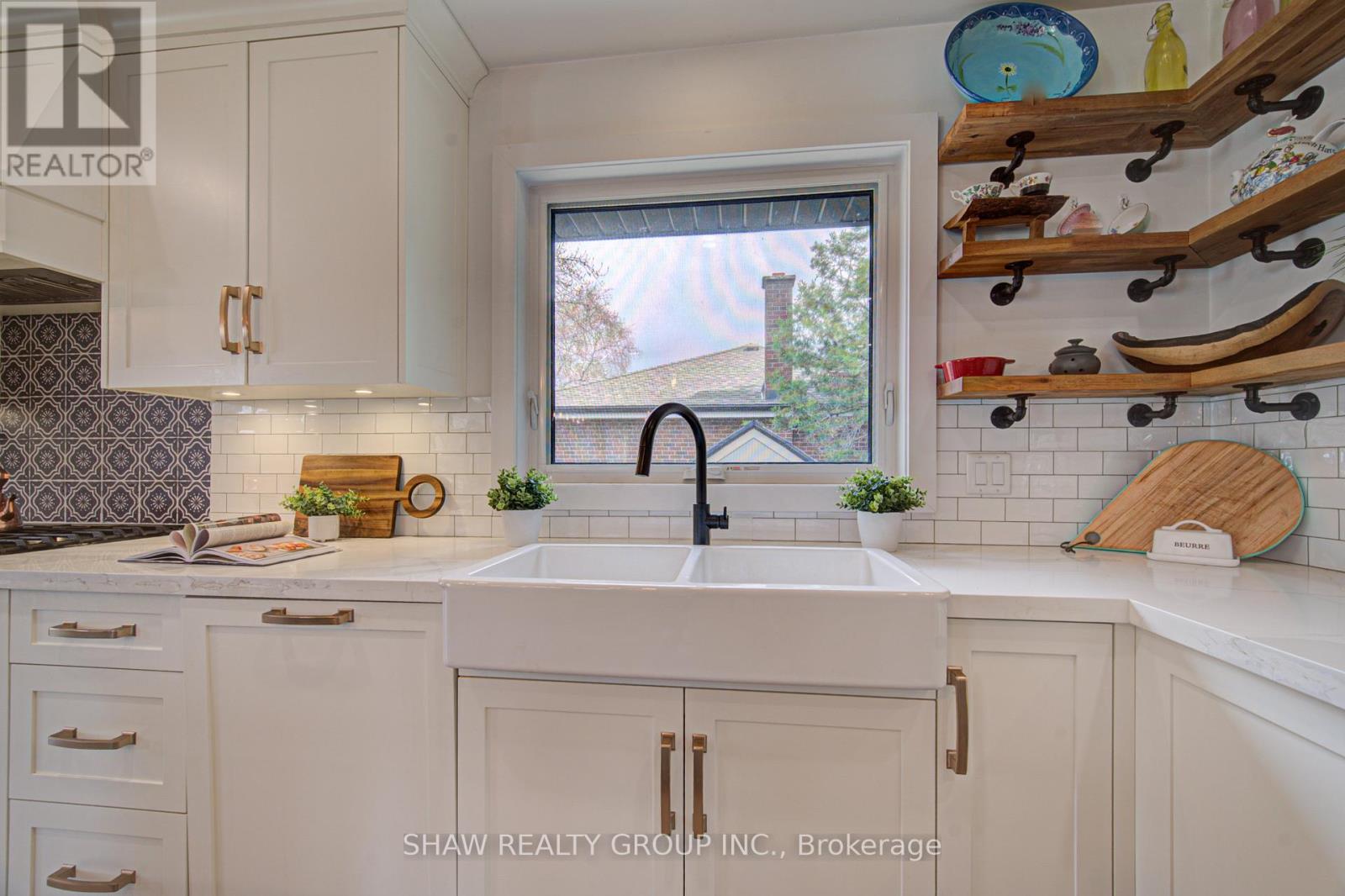 1486 Augustine Drive, Burlington (Mountainside), Ontario  L7P 2N2 - Photo 14 - W13025344