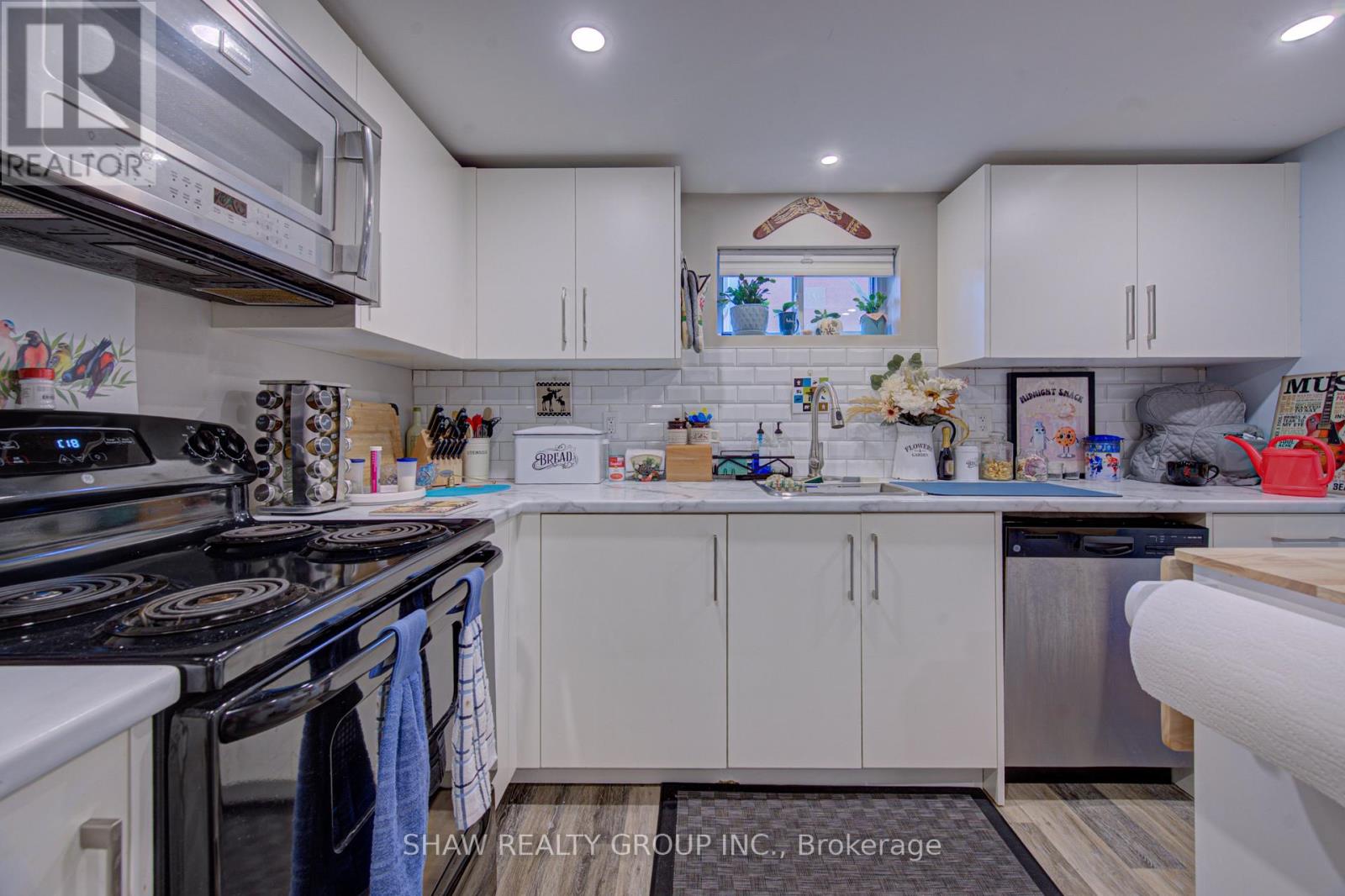 1486 Augustine Drive, Burlington (Mountainside), Ontario  L7P 2N2 - Photo 31 - W13025344