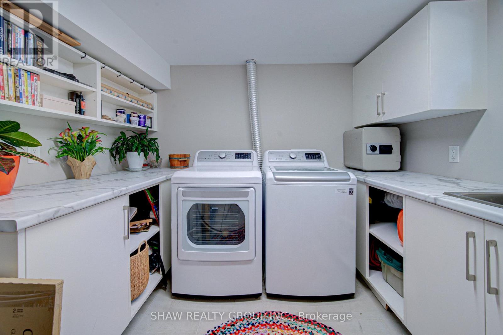 1486 Augustine Drive, Burlington (Mountainside), Ontario  L7P 2N2 - Photo 37 - W13025344