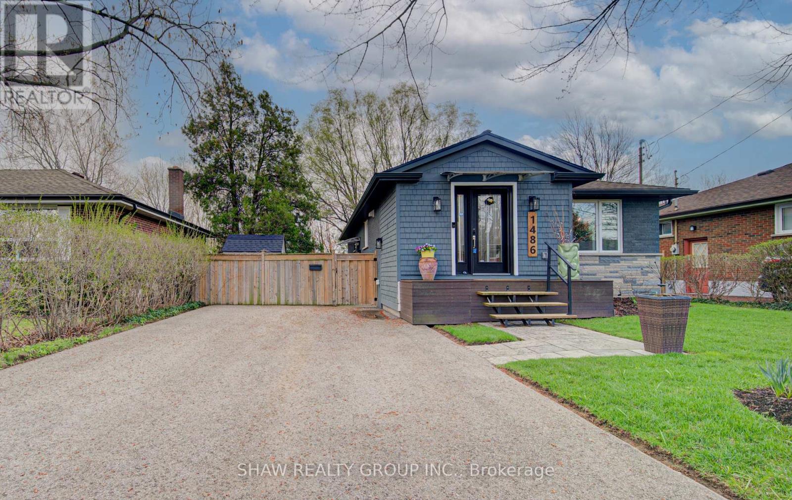 1486 Augustine Drive, Burlington (Mountainside), Ontario  L7P 2N2 - Photo 4 - W13025344