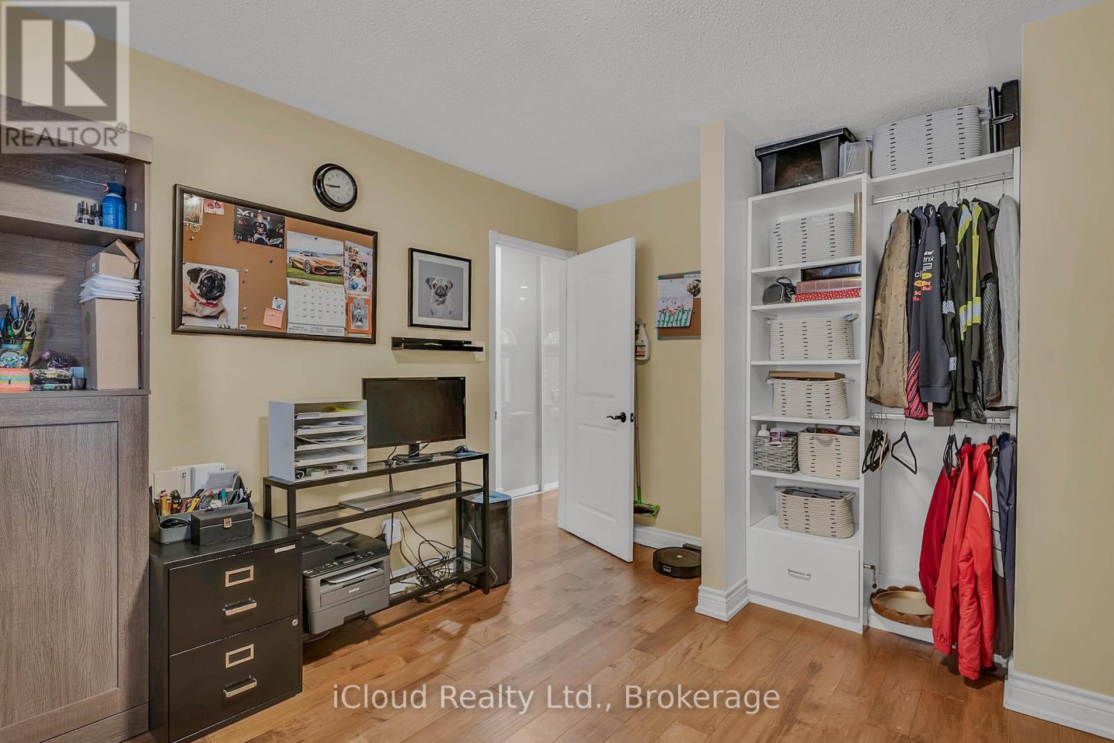 1370 Pickwick Drive, Mississauga, Ontario  L5V 2H4 - Photo 15 - W13025372