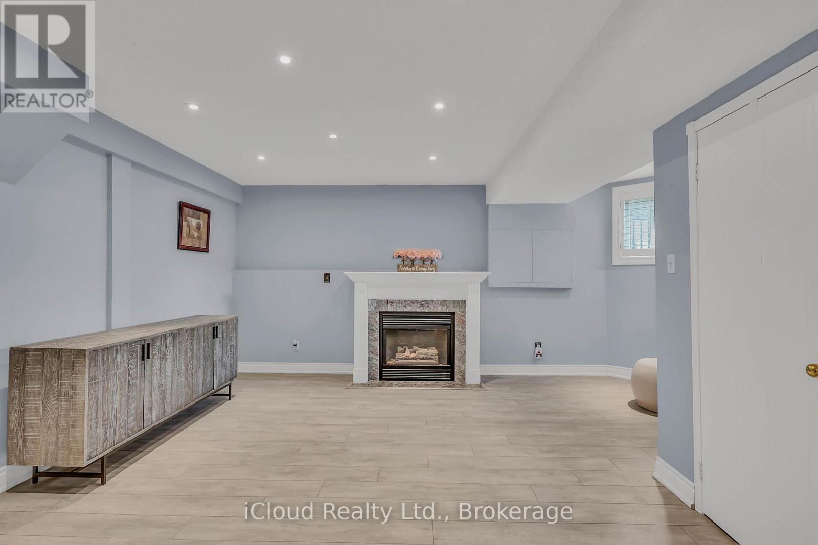 1370 Pickwick Drive, Mississauga, Ontario  L5V 2H4 - Photo 21 - W13025372