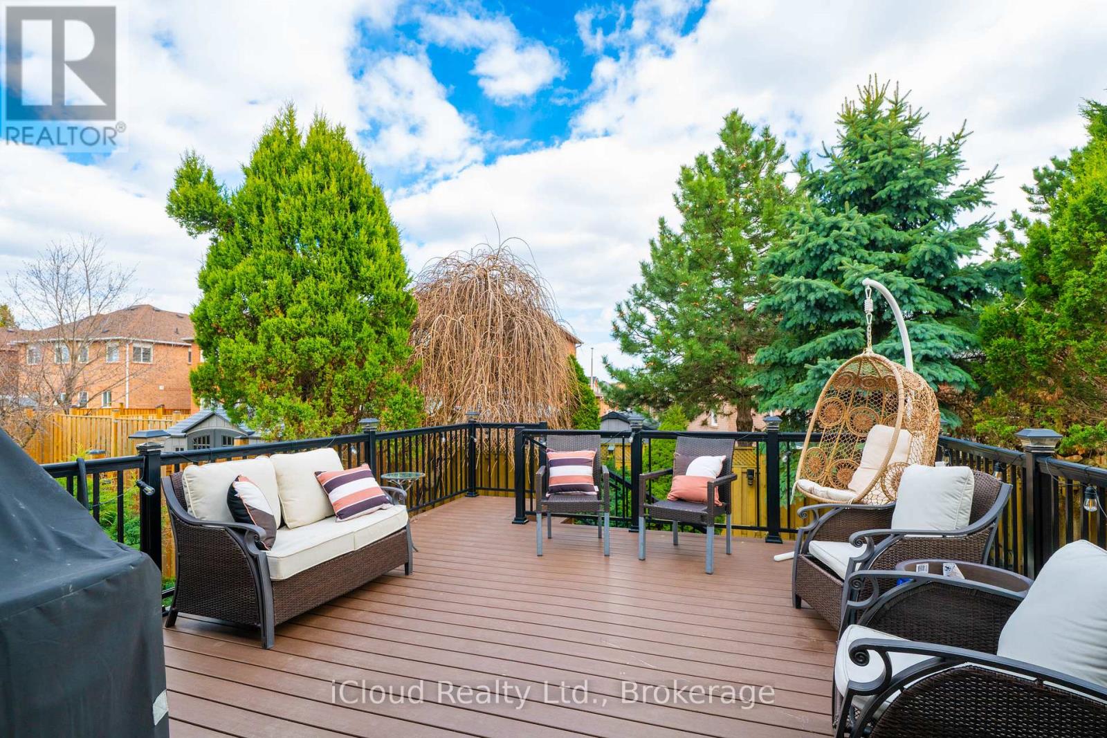 1370 Pickwick Drive, Mississauga, Ontario  L5V 2H4 - Photo 32 - W13025372