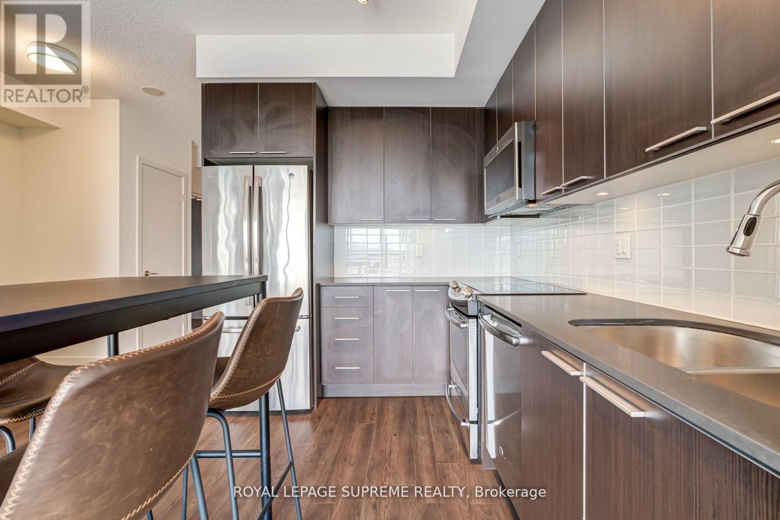 2008 - 10 Park Lawn Road, Toronto, Ontario  M8V 0H9 - Photo 10 - W13025420