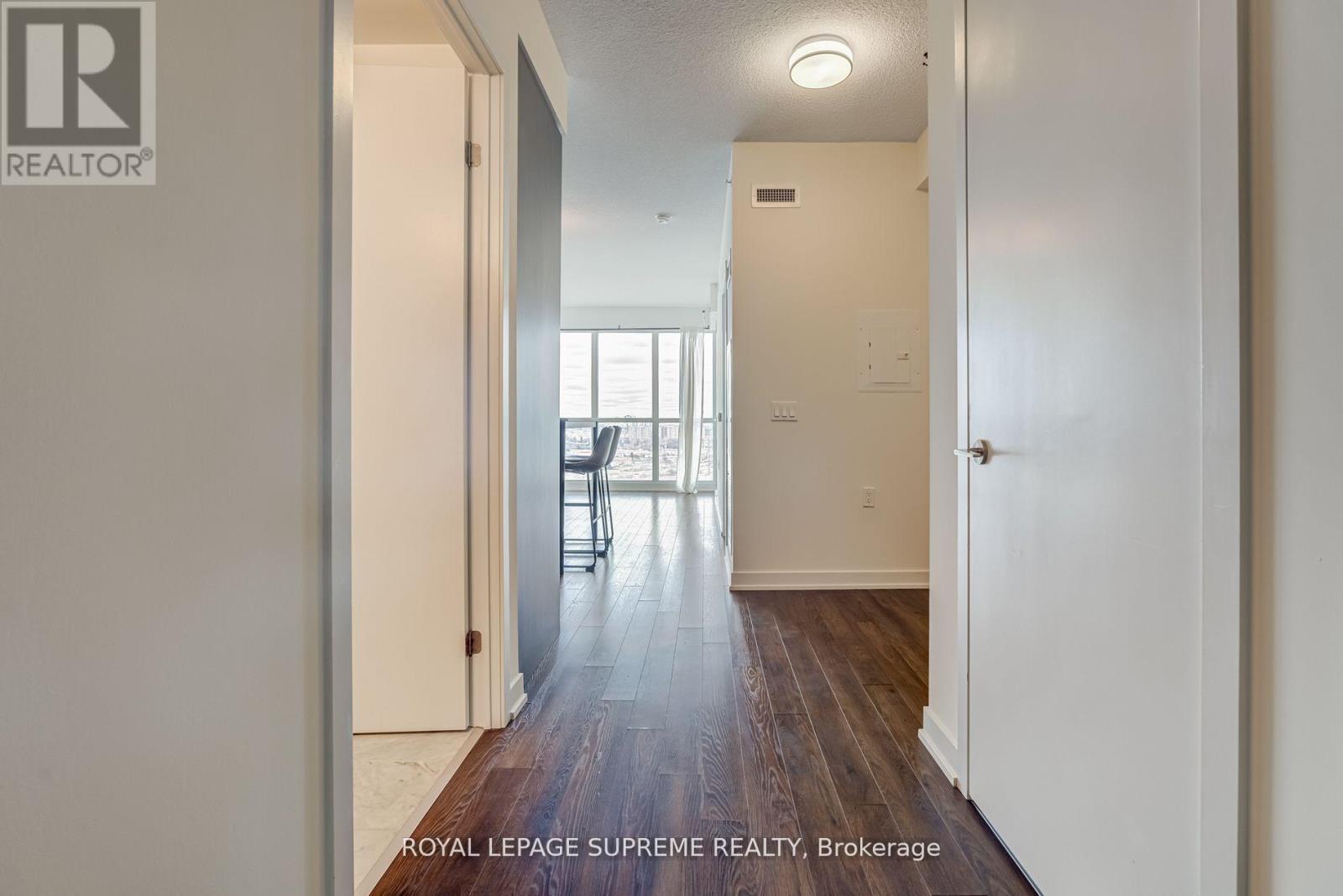 2008 - 10 Park Lawn Road, Toronto, Ontario  M8V 0H9 - Photo 4 - W13025420