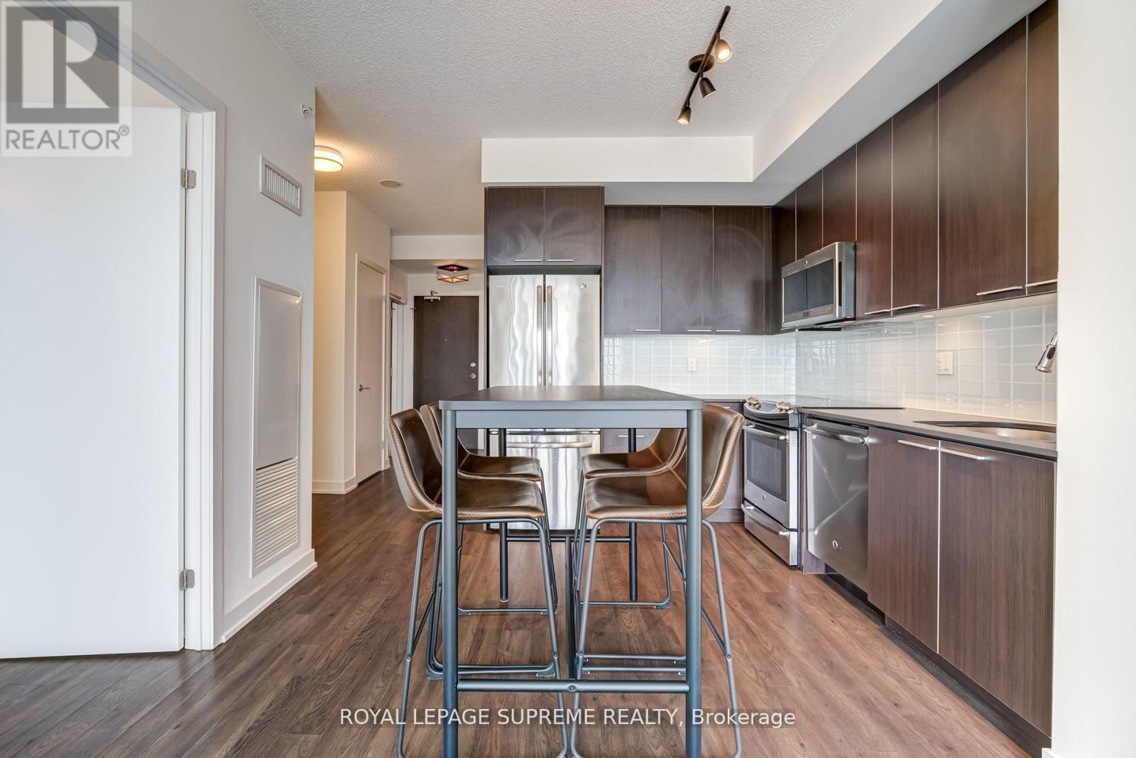 2008 - 10 Park Lawn Road, Toronto, Ontario  M8V 0H9 - Photo 9 - W13025420