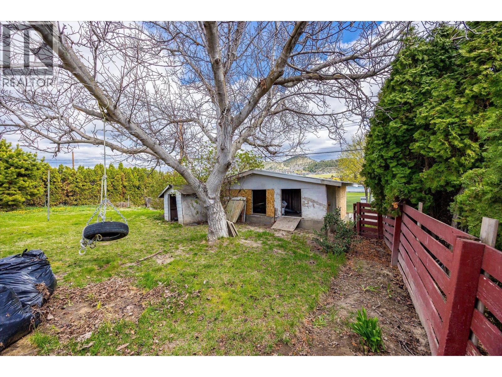 945 Kennedy Street, Kelowna, British Columbia  V1Y 4E9 - Photo 41 - 10383730