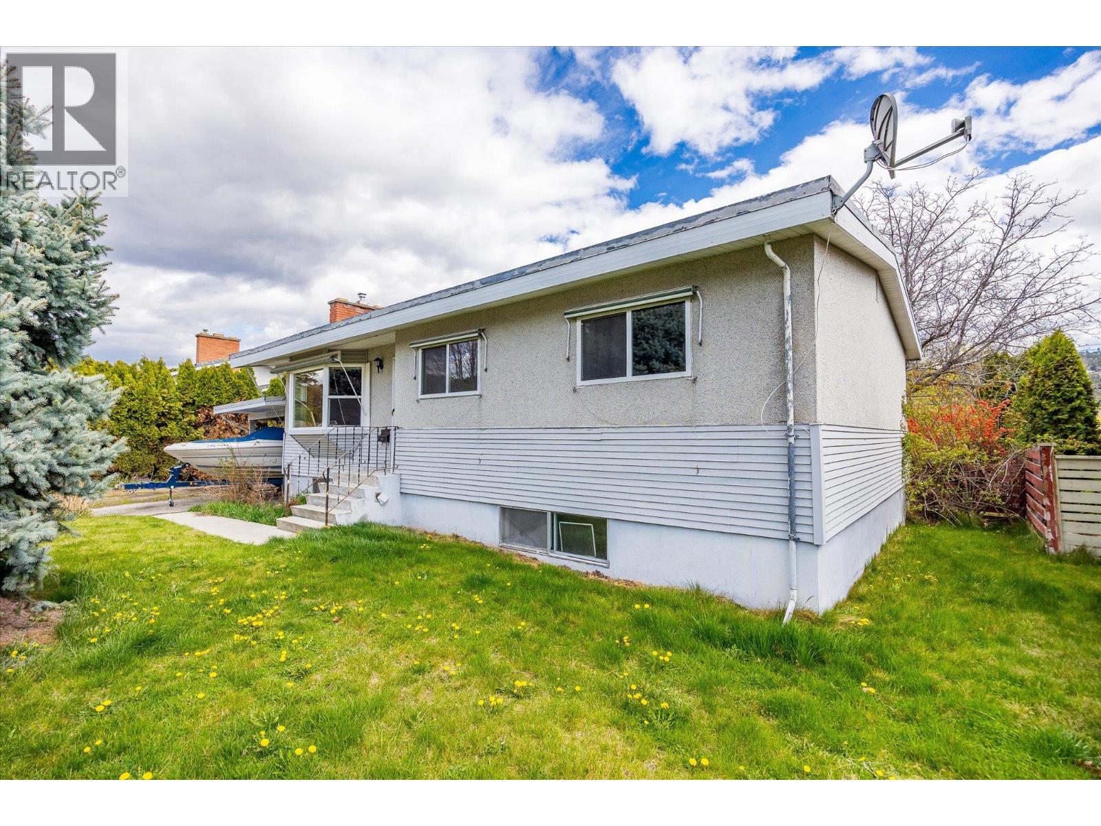 945 Kennedy Street, Kelowna, British Columbia  V1Y 4E9 - Photo 50 - 10383730