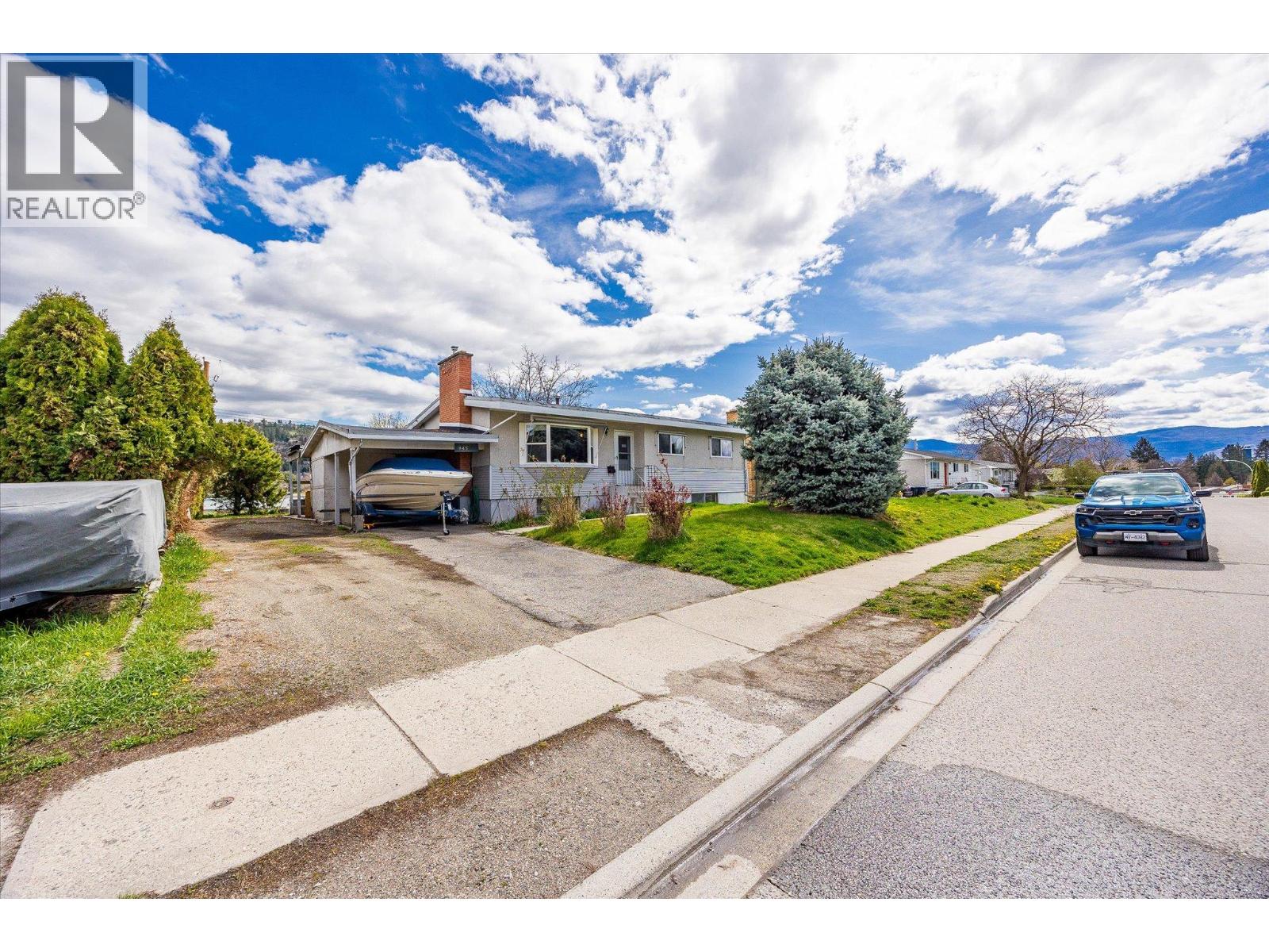 945 Kennedy Street, Kelowna, British Columbia  V1Y 4E9 - Photo 52 - 10383730