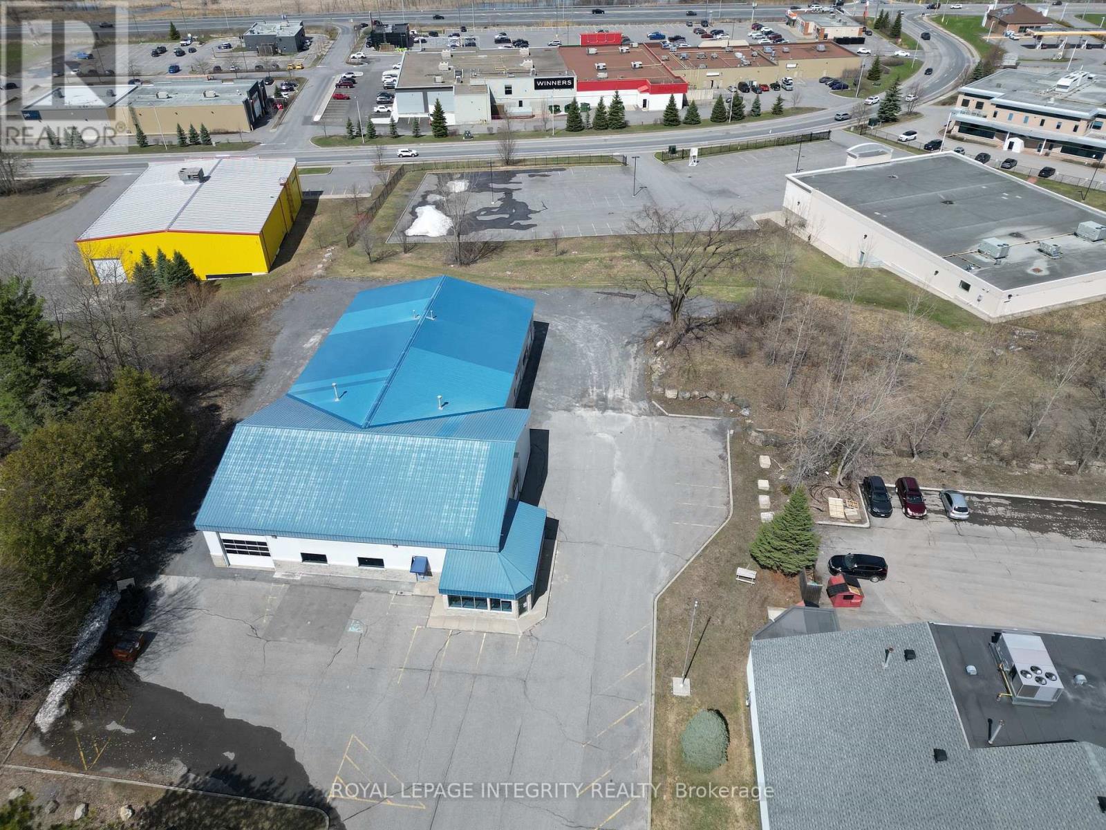 2724 Laurier Street, Clarence-Rockland, Ontario  K4K 1A2 - Photo 4 - X12070761