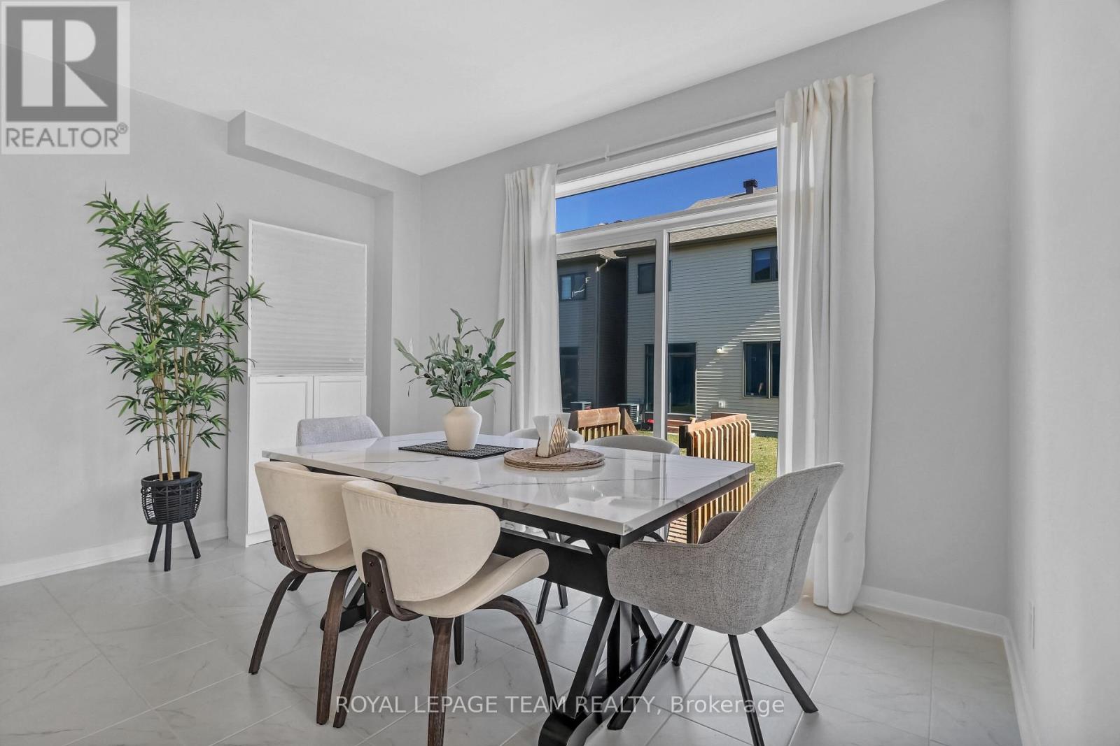 647 Cygnus Street, Ottawa, Ontario  K2J 7A9 - Photo 12 - X13024758