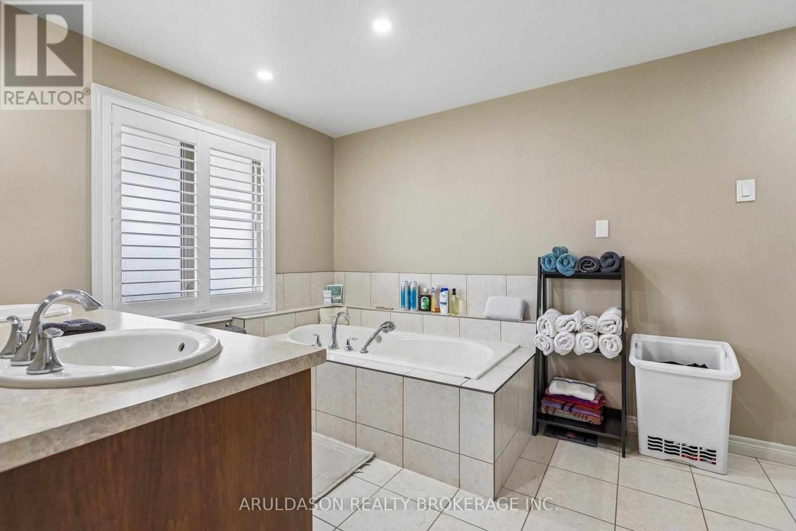 99 Brant School Road, Brantford, Ontario  N3T 5L4 - Photo 23 - X13025066