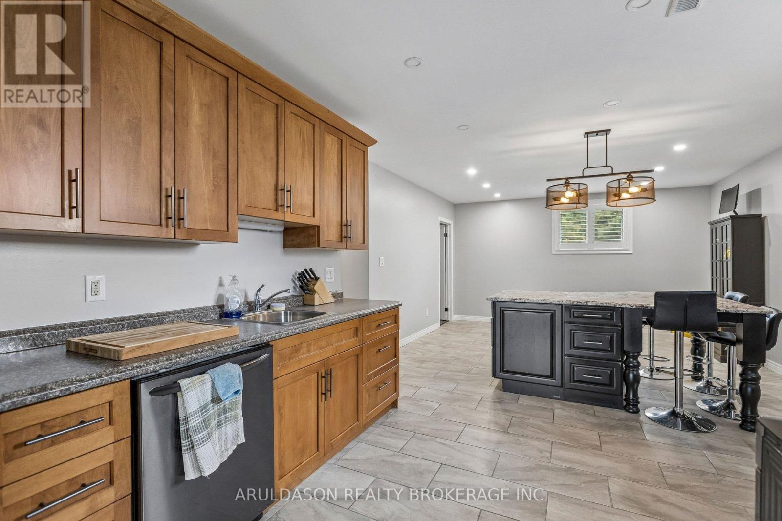 99 Brant School Road, Brantford, Ontario  N3T 5L4 - Photo 32 - X13025066