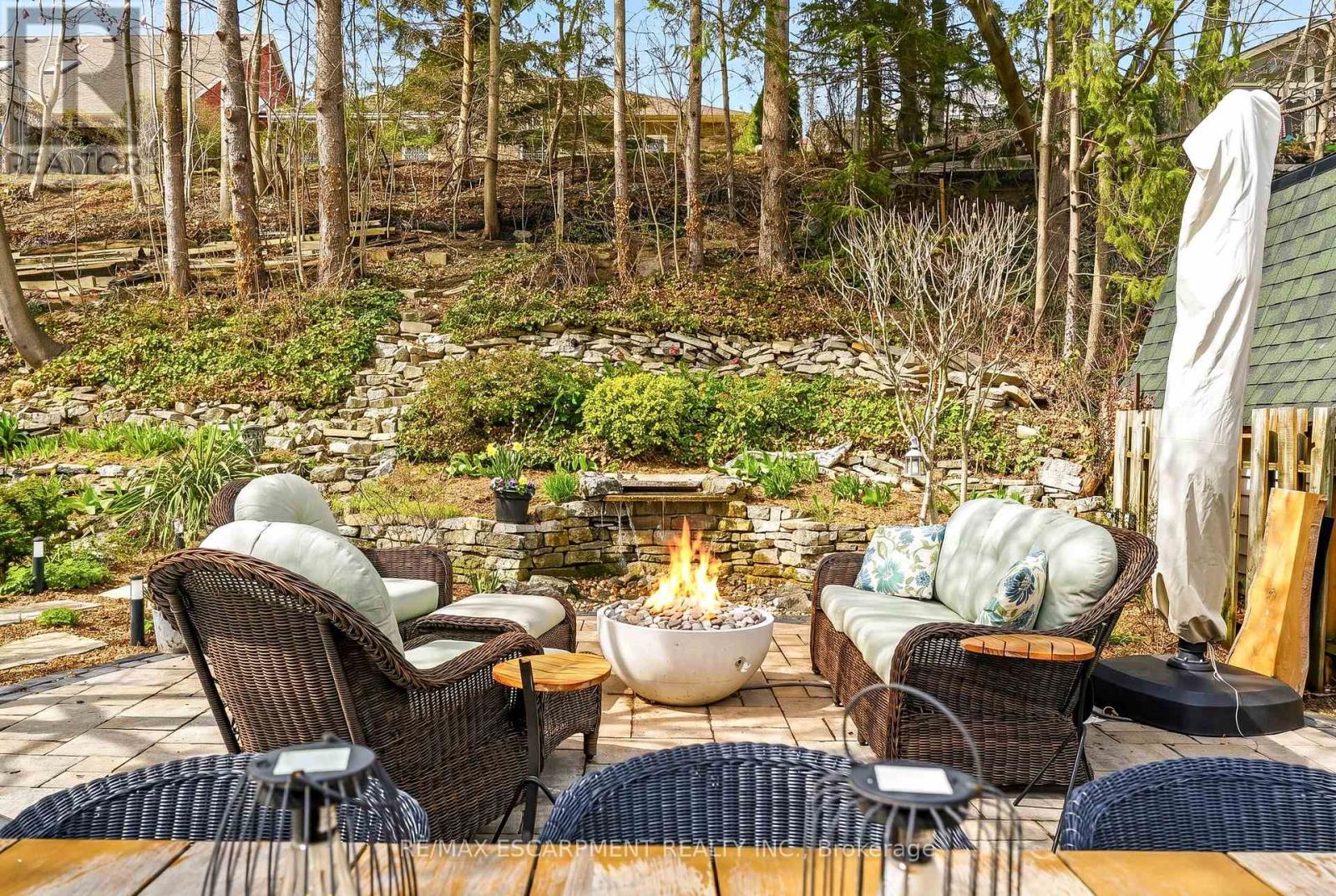 7 Central Park Avenue, Hamilton (Dundas), Ontario  L9H 2M5 - Photo 43 - X13025076