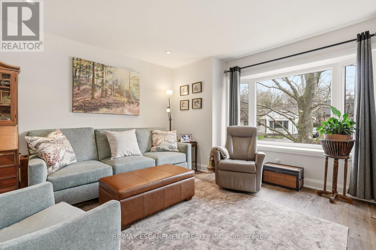 7 Central Park Avenue, Hamilton (Dundas), Ontario  L9H 2M5 - Photo 8 - X13025076