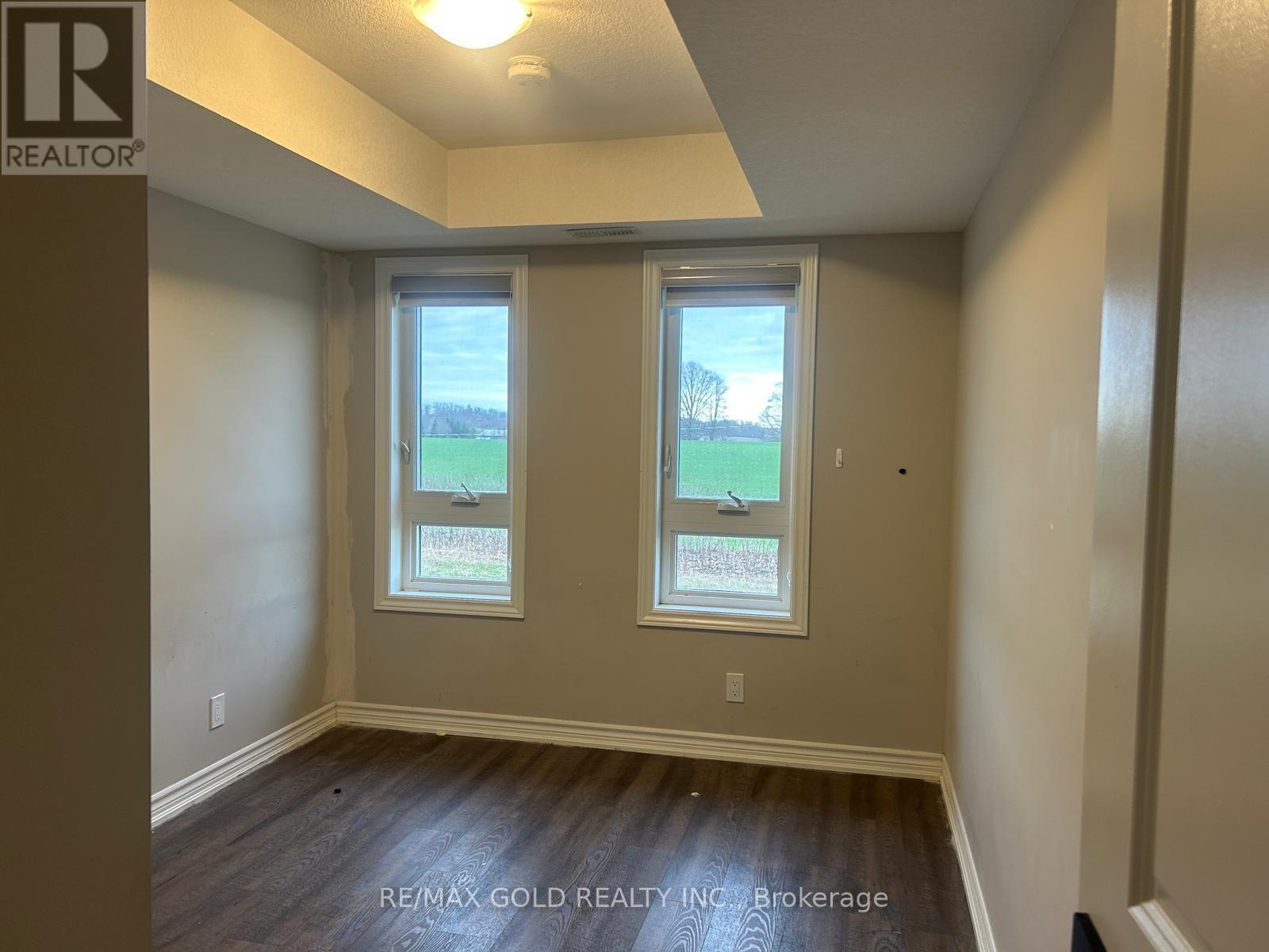 19 - 235 Chapel Hill Drive, Waterloo, Ontario  N2R 0S4 - Photo 17 - X13025078