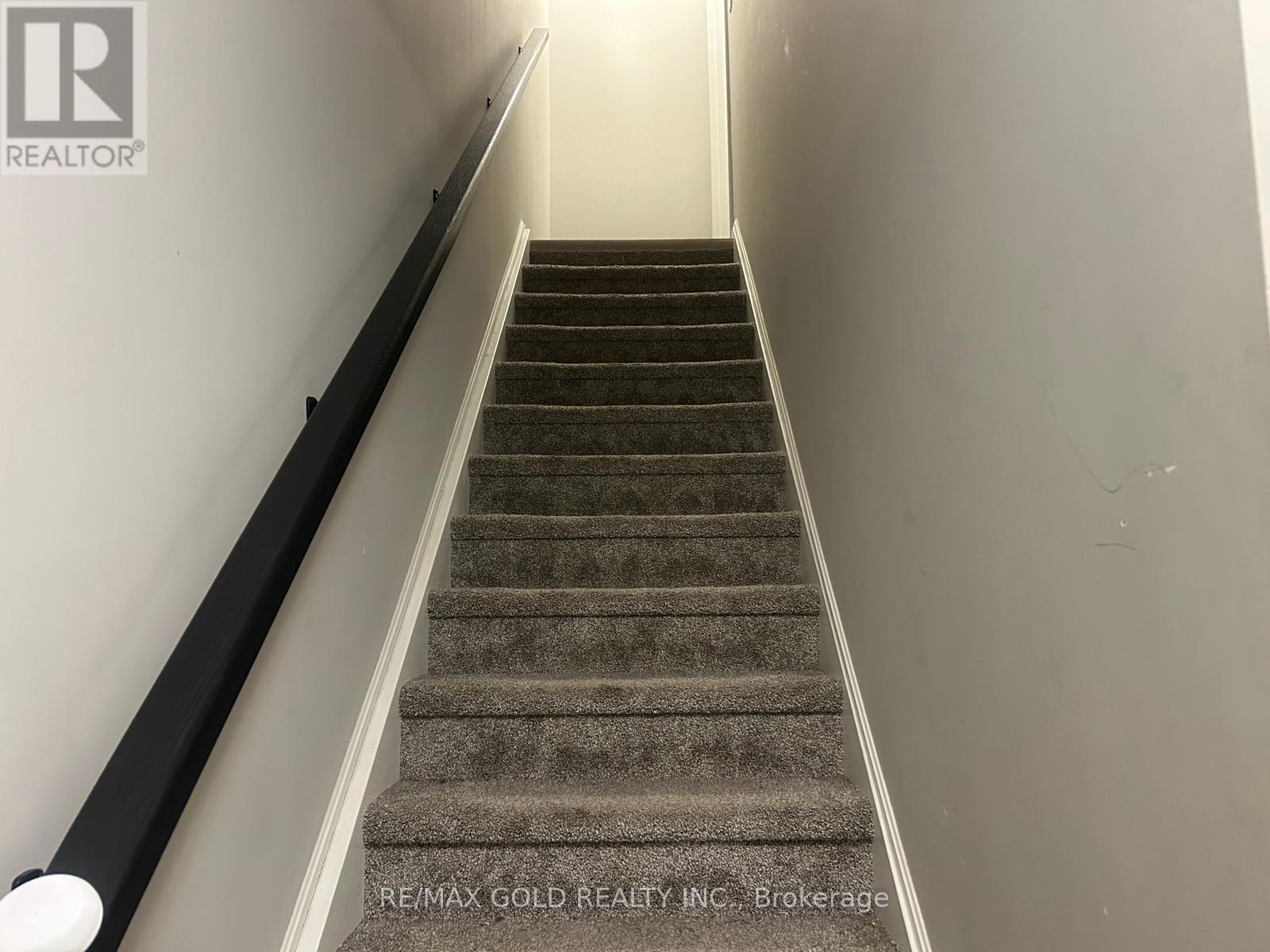 19 - 235 Chapel Hill Drive, Waterloo, Ontario  N2R 0S4 - Photo 6 - X13025078