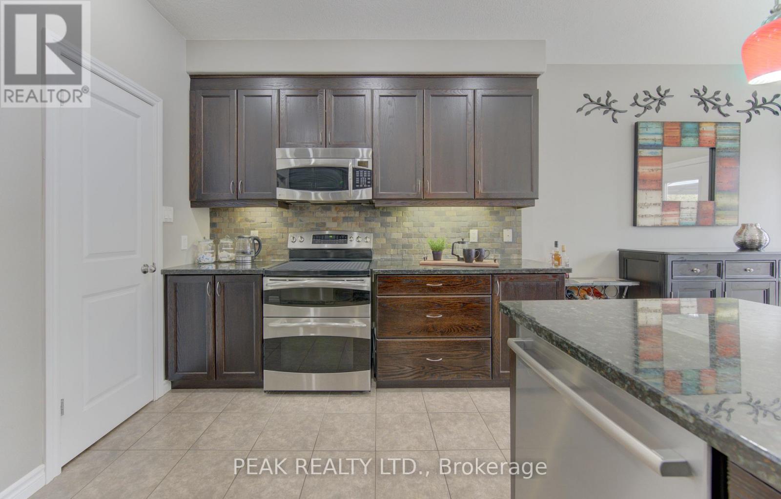 64 Walter Perry Place, Wilmot, Ontario  N3A 0B4 - Photo 17 - X13025092