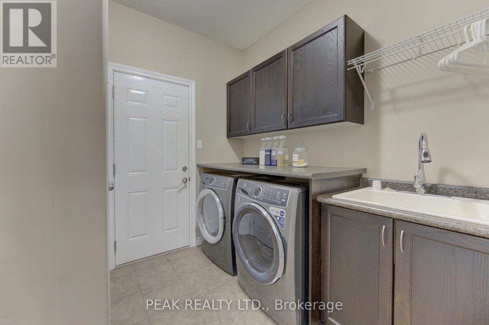 64 Walter Perry Place, Wilmot, Ontario  N3A 0B4 - Photo 18 - X13025092