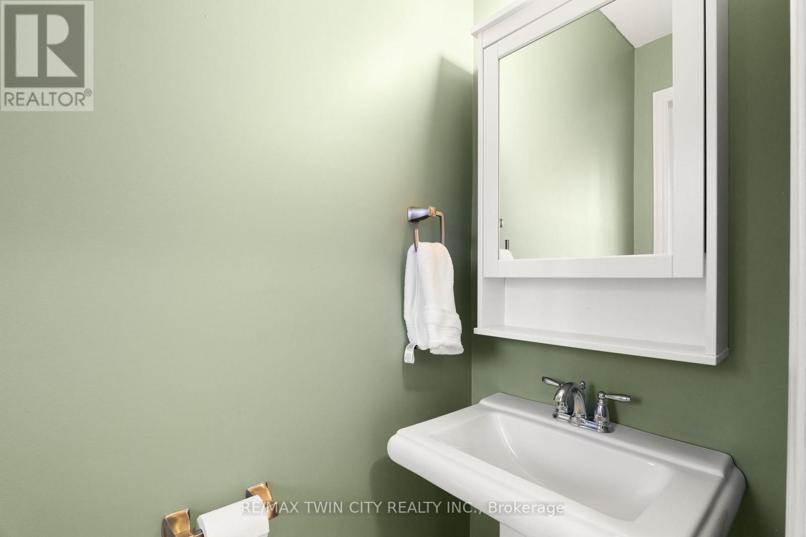 50 Greenwater Street, Kitchener, Ontario  N2R 0H2 - Photo 23 - X13025200