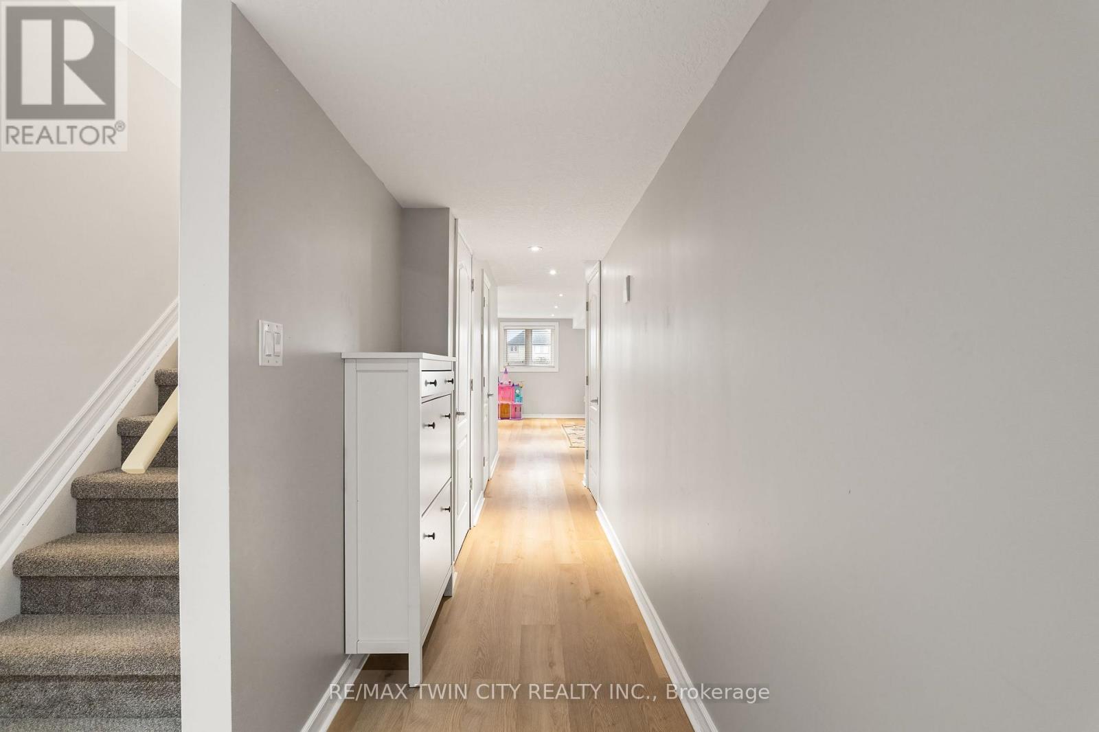 50 Greenwater Street, Kitchener, Ontario  N2R 0H2 - Photo 39 - X13025200