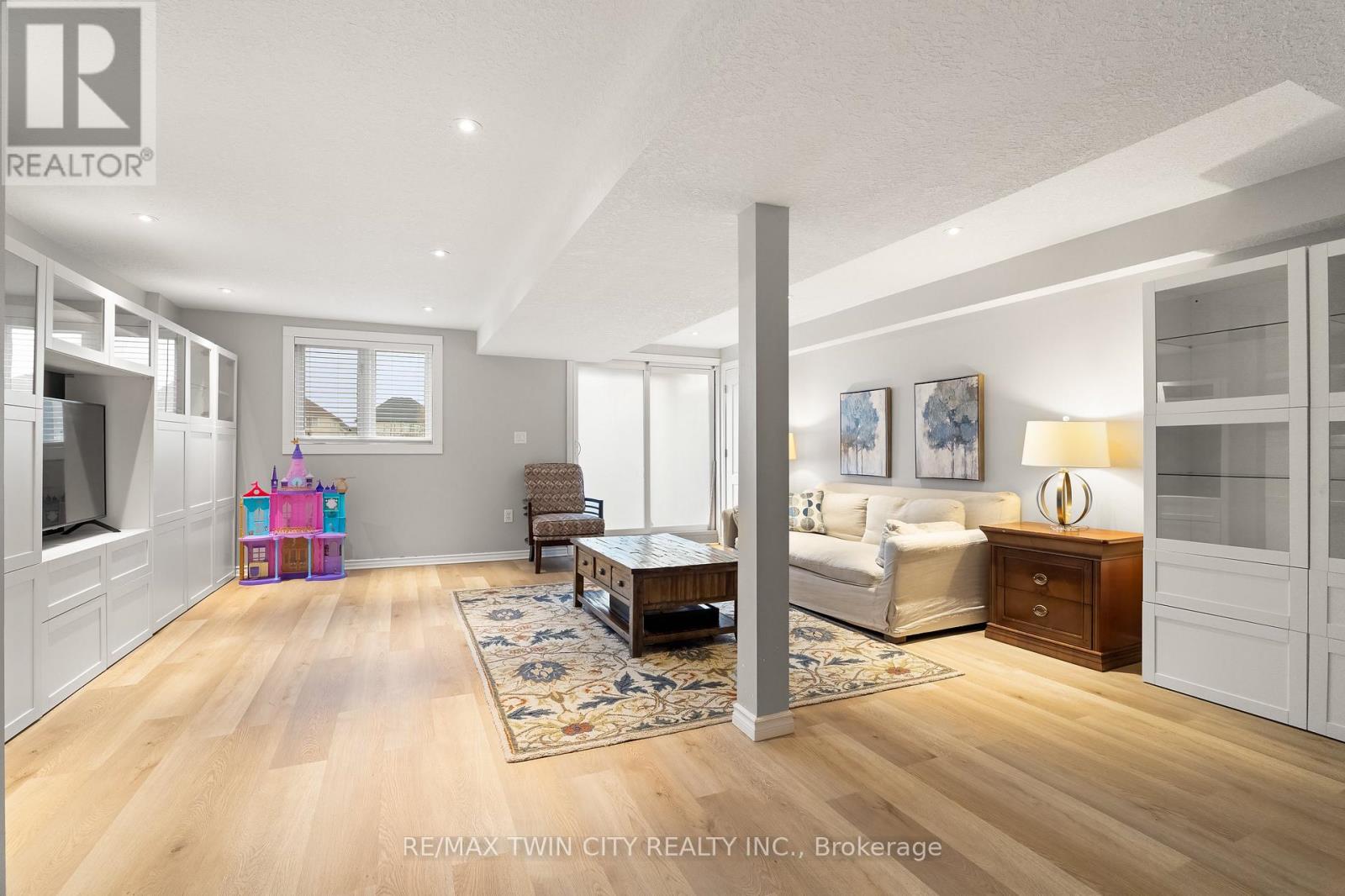 50 Greenwater Street, Kitchener, Ontario  N2R 0H2 - Photo 40 - X13025200