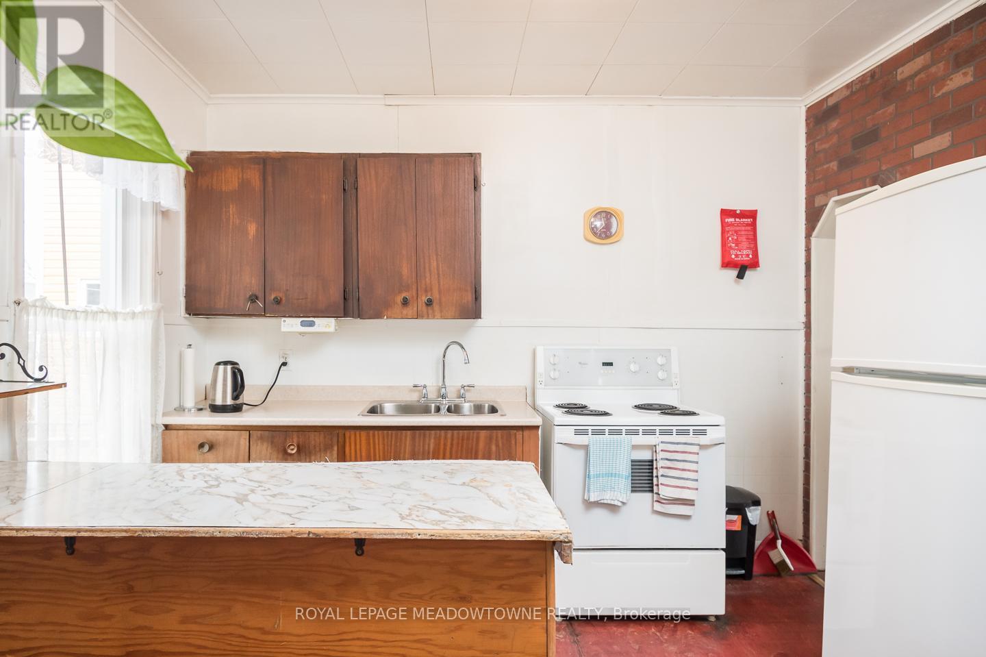 35 East 27th Street, Hamilton, Ontario  L8V 3E8 - Photo 12 - X13025284