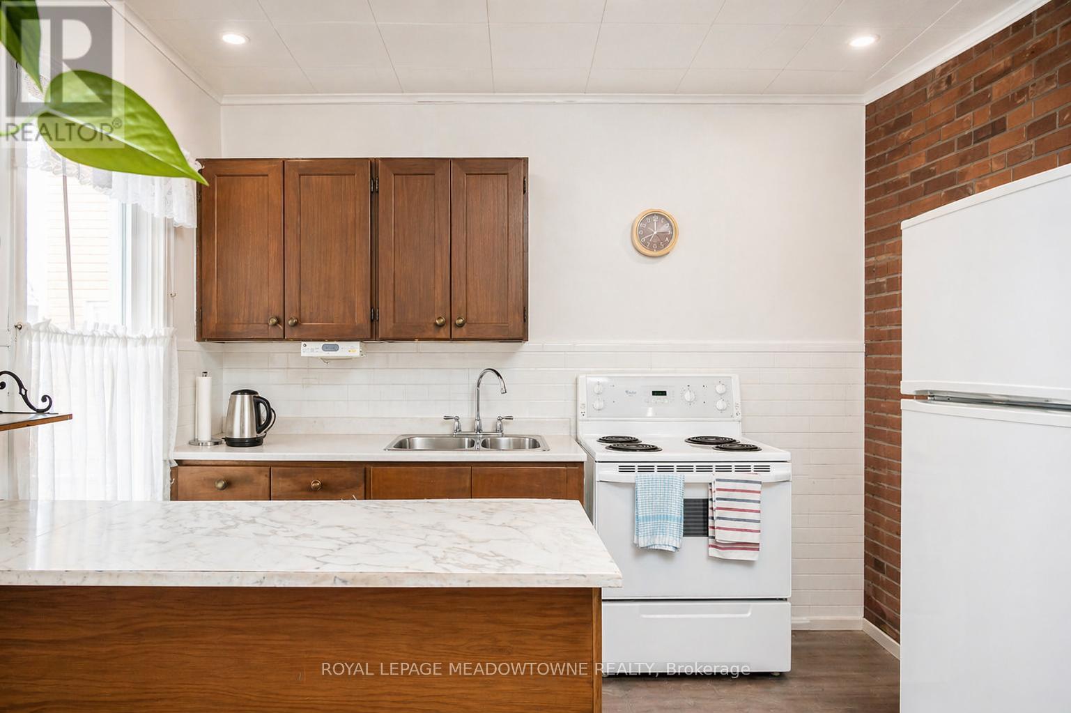 35 East 27th Street, Hamilton, Ontario  L8V 3E8 - Photo 13 - X13025284