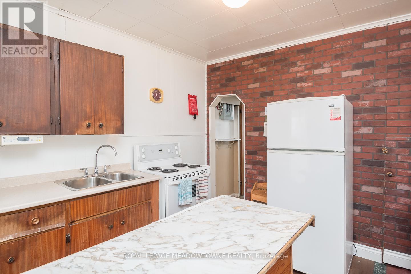 35 East 27th Street, Hamilton, Ontario  L8V 3E8 - Photo 15 - X13025284