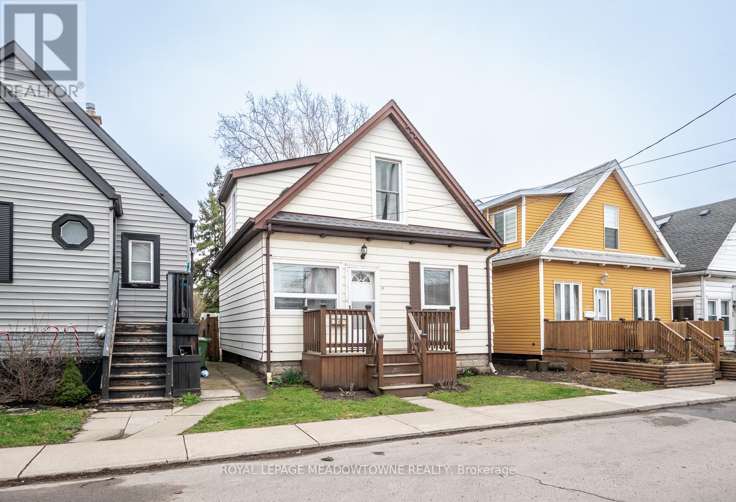 35 East 27th Street, Hamilton, Ontario  L8V 3E8 - Photo 3 - X13025284